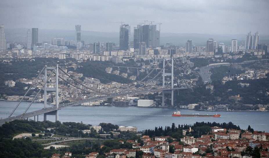 Νάρκες | Οι Τούρκοι εφοπλιστές προειδοποιούν για νάρκες στον Βόσπορο