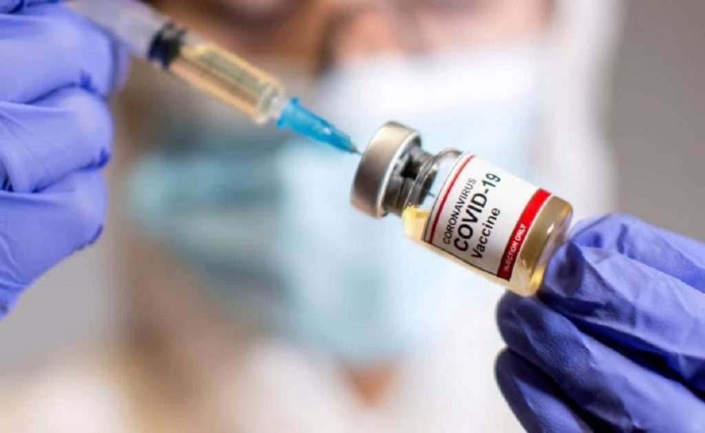 H πρώτη - πανευρωπαϊκά - απόφαση για την άρνηση εργαζόμενου να εμβολιαστεί