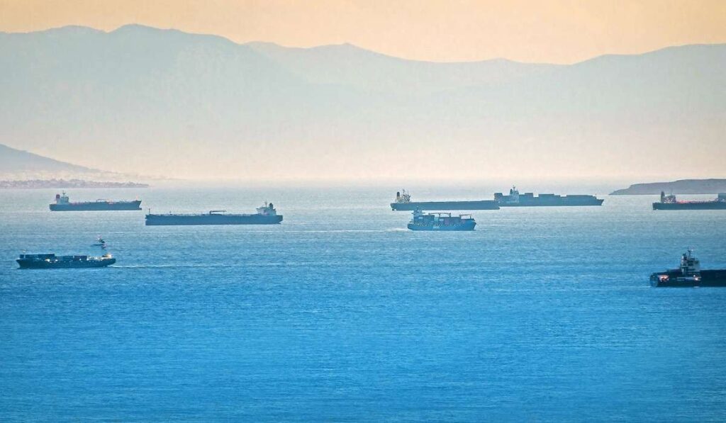 Στόλος πλοίων με ντίζελ σαλπάρει προς την Ευρώπη με στόχο την ενεργειακή ασφάλεια