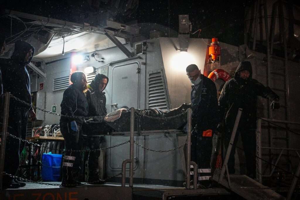 Ναυάγιο στη Λέσβο | Νέα στοιχεία | Δεν είχε δηλωθεί η μηχανική βλάβη | Αιγύπτιος ναύτης ο νεκρός